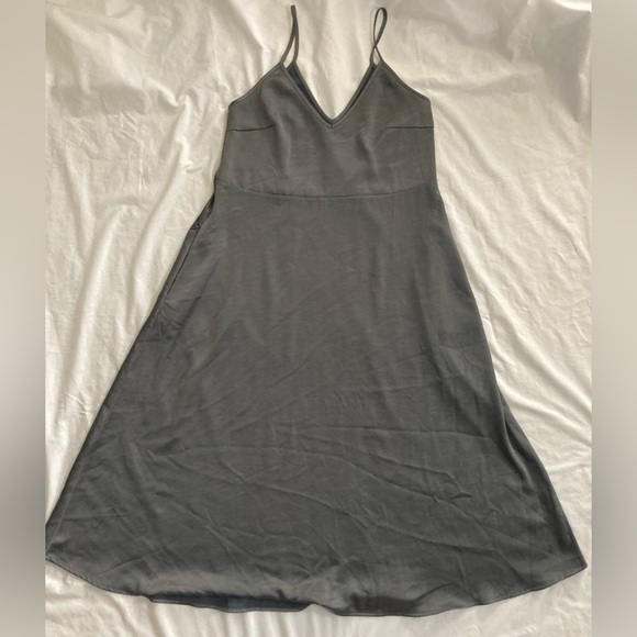 Anthropologie Daily Practice Satin Midi Dress Size Small Gray - Picture 2 of 6